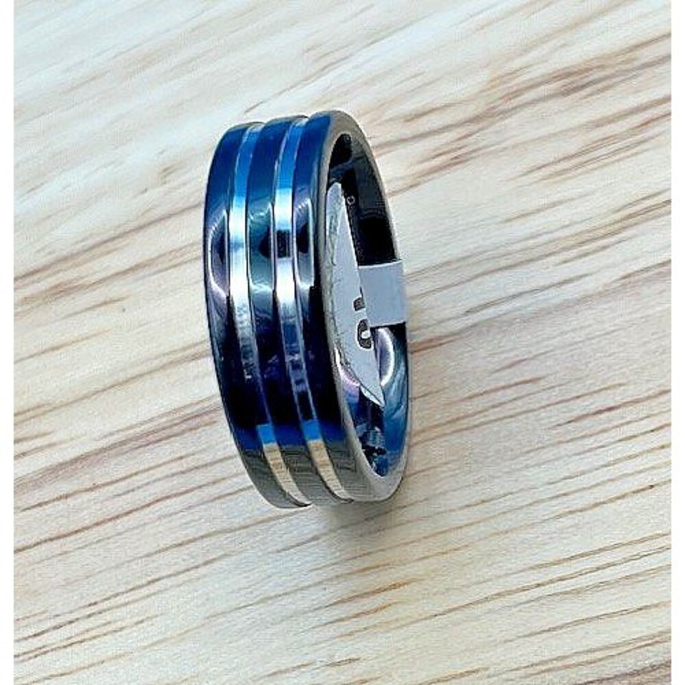 Black Titanium Men's Ring - Size 10 Silver Decorative Rings